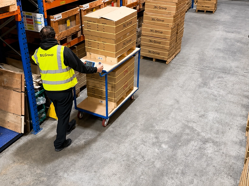 De uitdaging van logistieke transportmiddelen verplaatsen